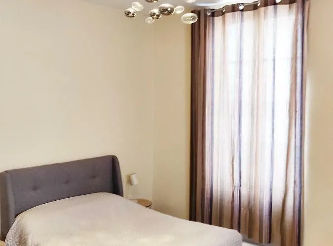 Chez Fanny - De Qualite Hypercentre